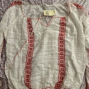 New peasant embroiled top